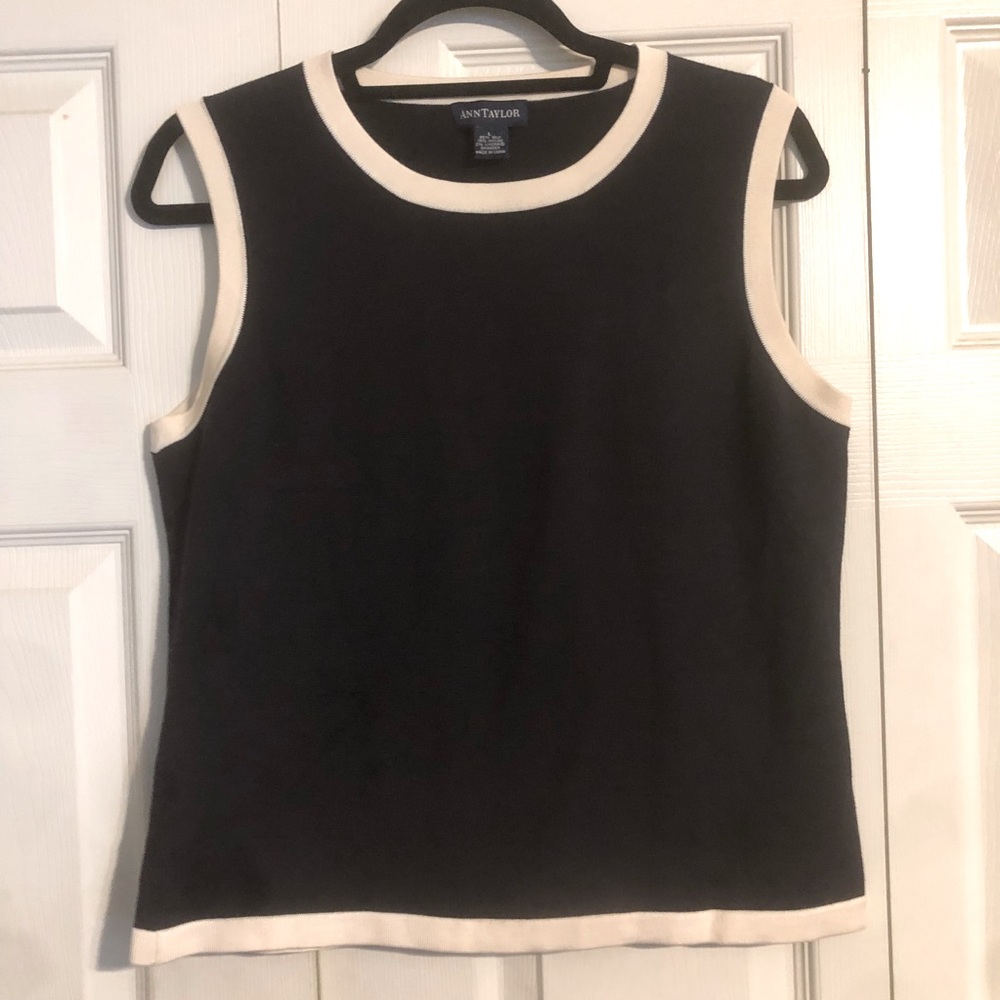 ANN TAYLOR Large Black Sleeveless Sweater Cream Trim Silk Office Workwear